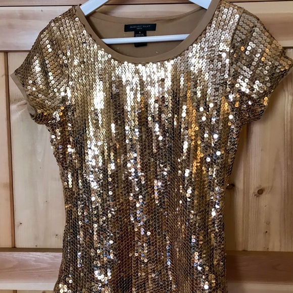 August Silk gold sequin top - Picture 3 of 8